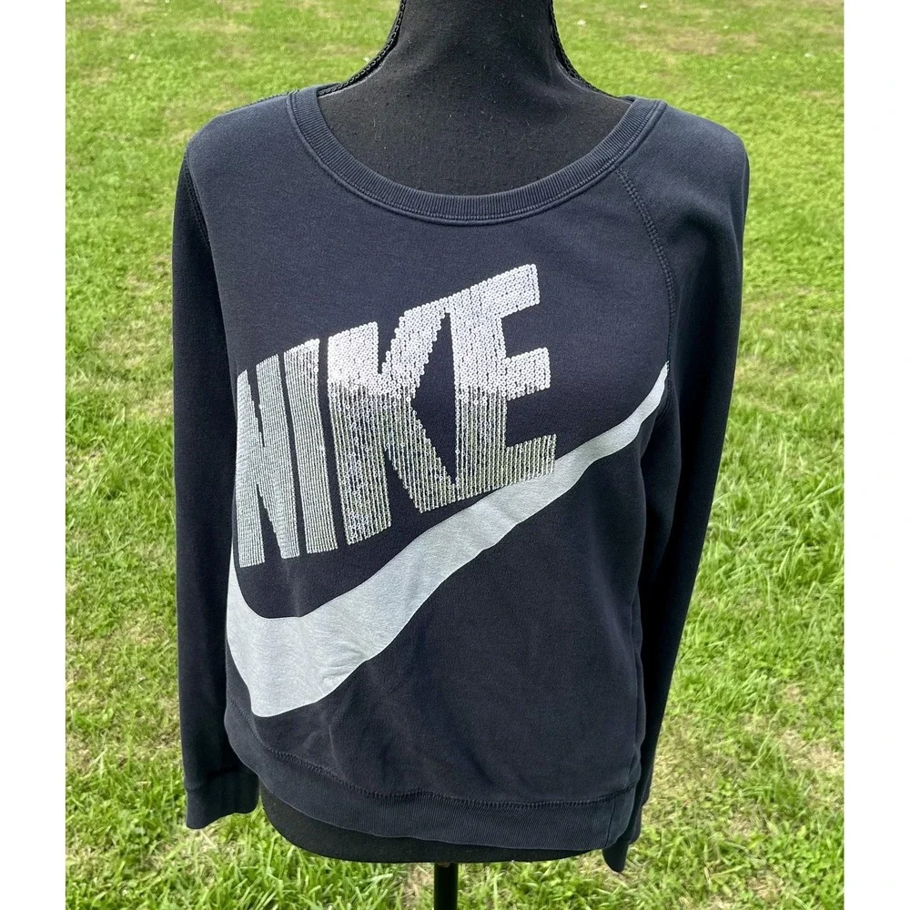 Nike Sweatshirt Womens Medium Black Crewneck Pullover Big‎ Swoosh Logo Raglan